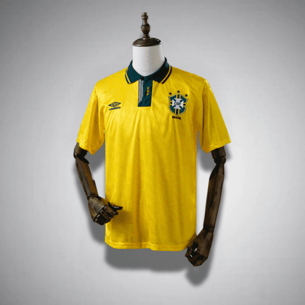 91/93 Brazil Home Kit