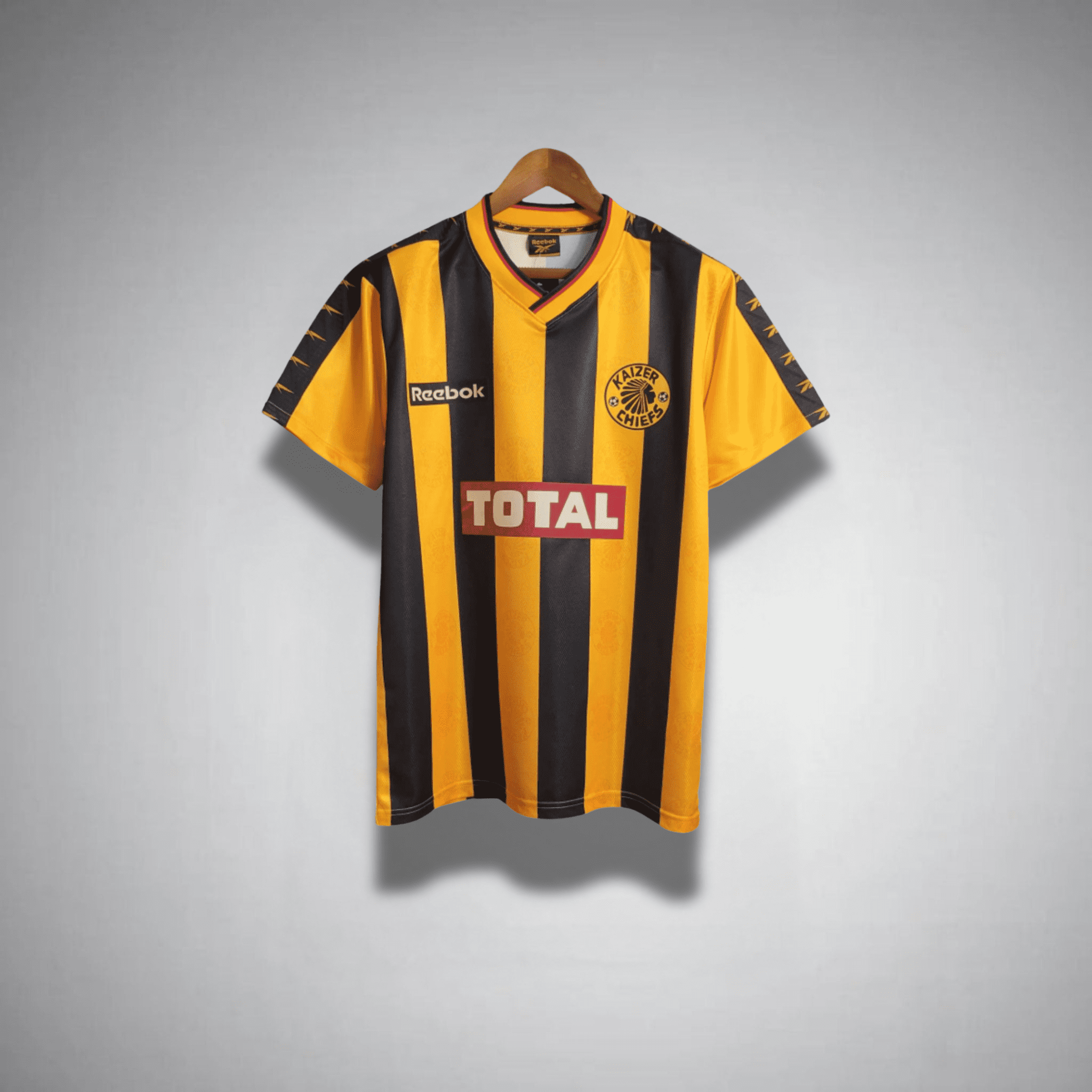 98/99 Kaizer Chiefs Home Kit