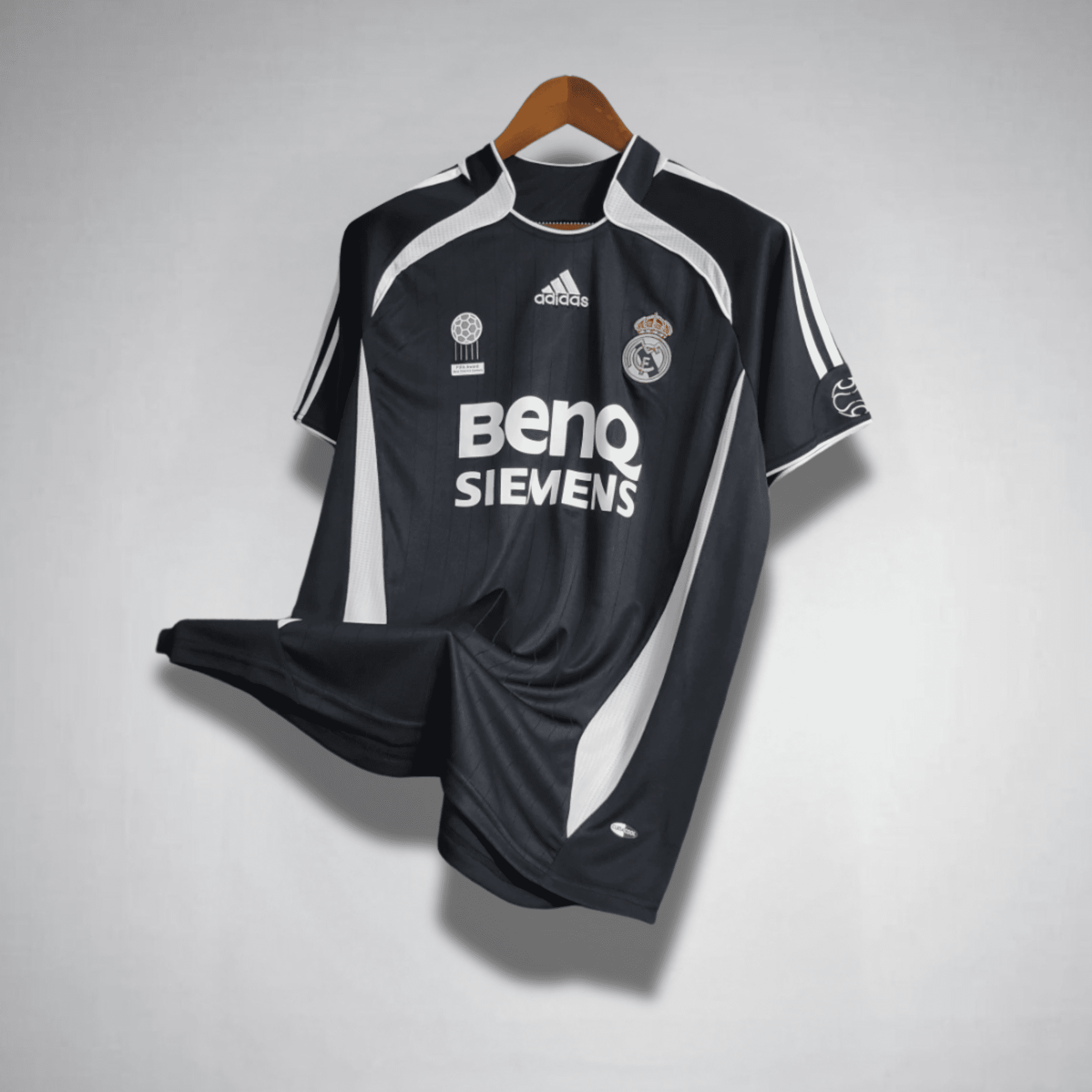 06/07 Real Madrid "BenQ Siemens" Away Kit